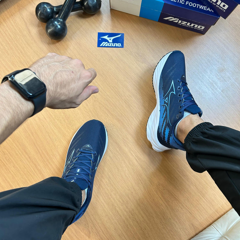 Tênis Mizuno wave rider 28