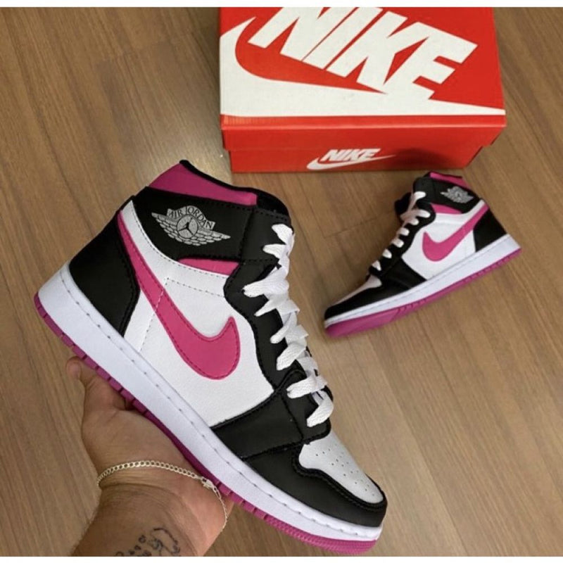 Tênis Air Jordan 1
